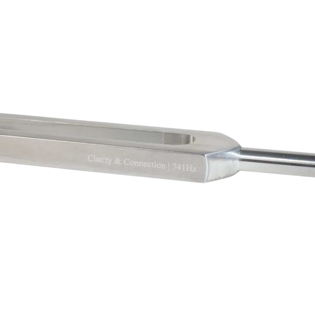 741 Hz 水晶音叉 – Clarity & Connection（清晰・表達）