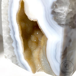 藍瑪瑙白水晶柱黃砂糖晶洞