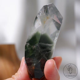 金字塔綠幽靈柱
