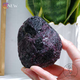 Garnet Raw Stone
