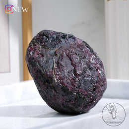 Garnet Raw Stone