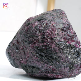 Garnet Raw Stone