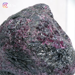 Garnet Raw Stone
