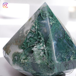 水草瑪瑙金字塔