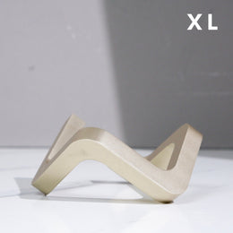 EMBRACE 2.0 Crystal Stand | XL