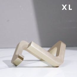 EMBRACE 2.0 Crystal Stand | XL
