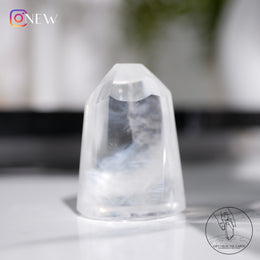 藍針白水晶柱