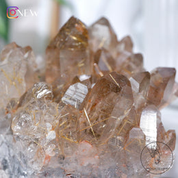 金鈦晶簇