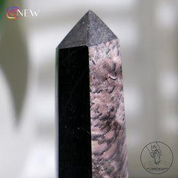 蘇輝石柱（金運石）