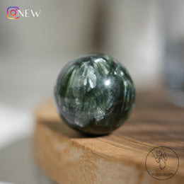 綠龍晶球