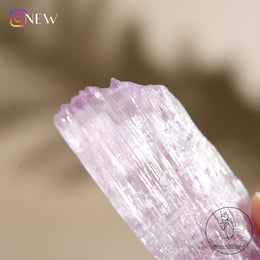 紫鋰輝原石