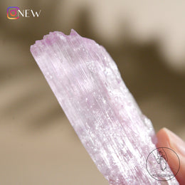 紫鋰輝原石