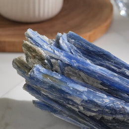 Kyanite Raw Stone Calcitewith