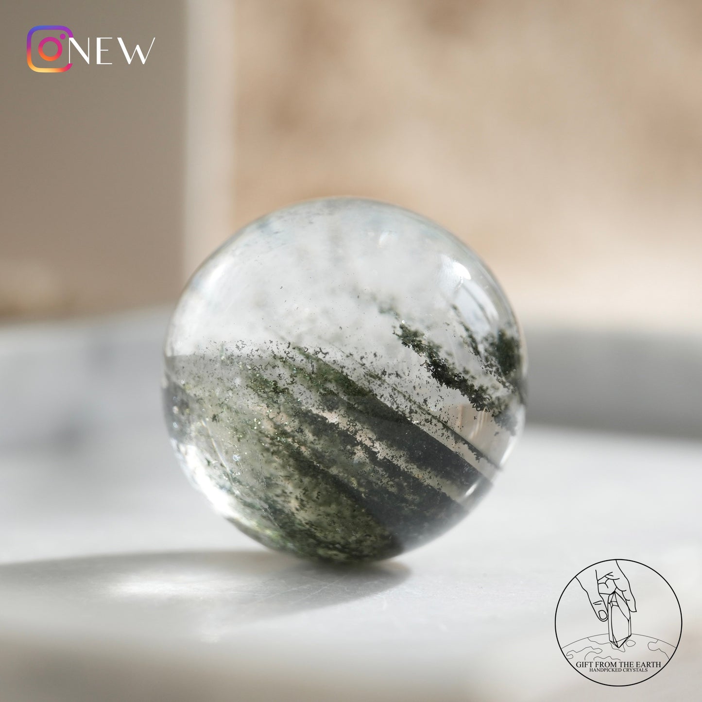 Multi-layered green phantom quartz sphere