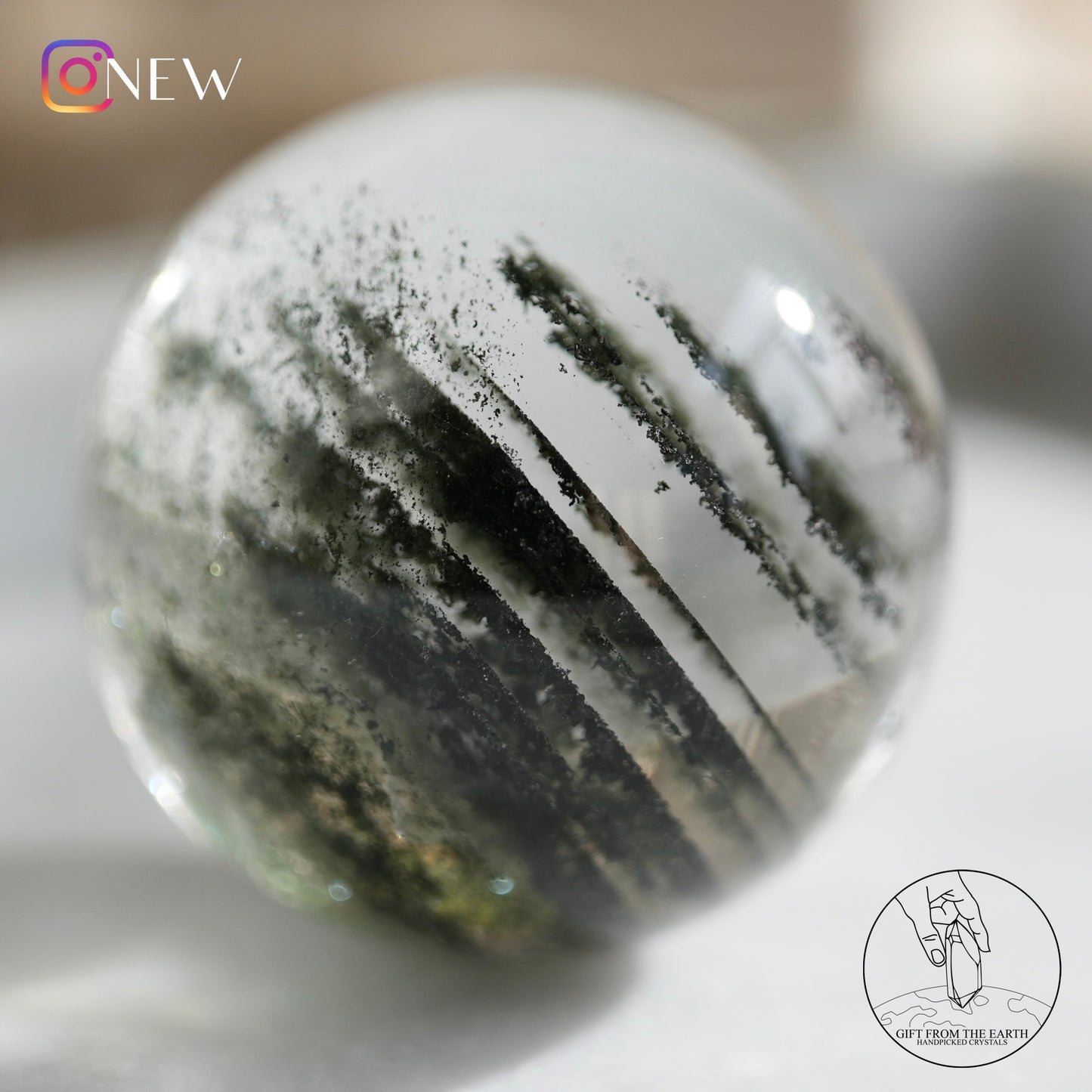 Multi-layered green phantom quartz sphere