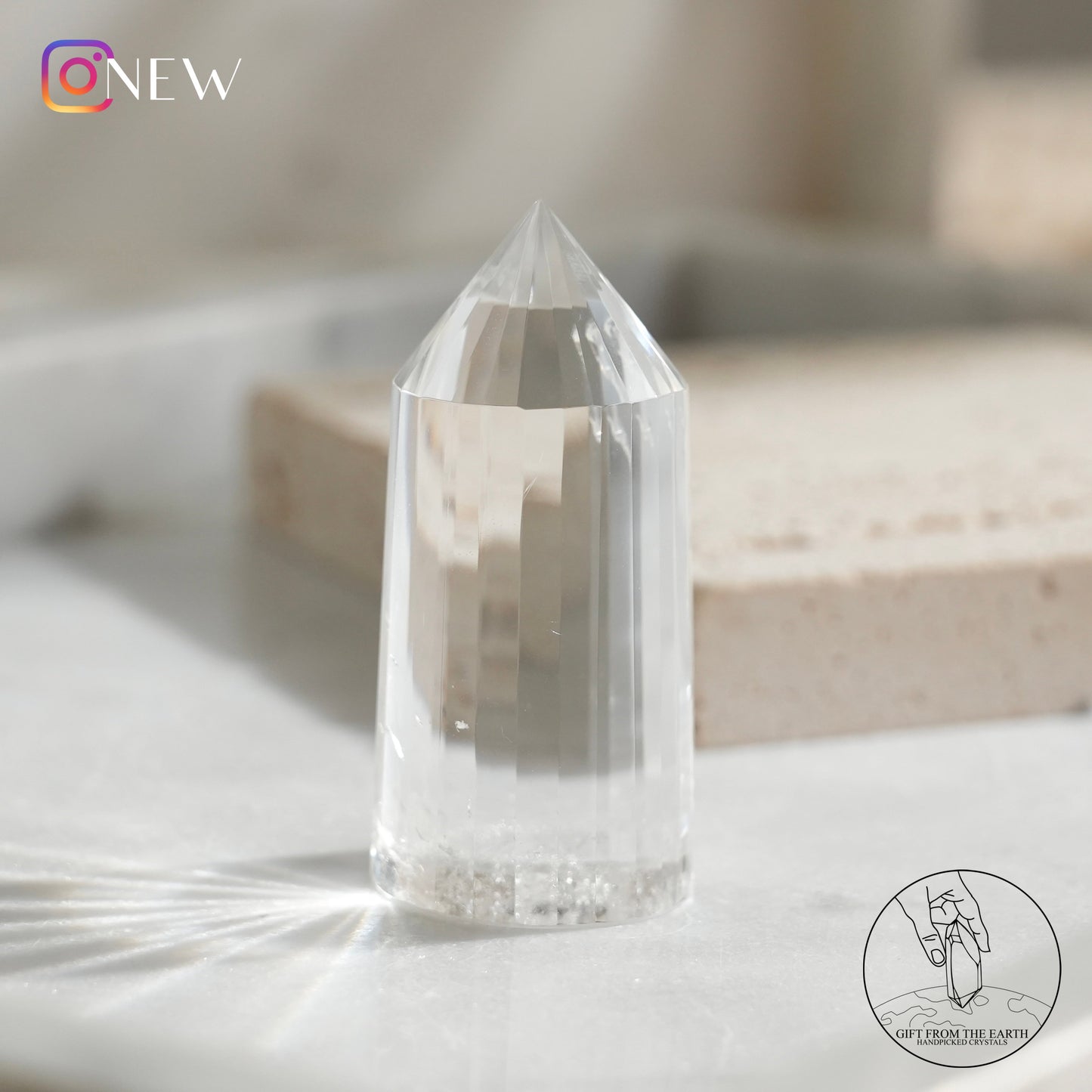 24-faceted clear quartz point