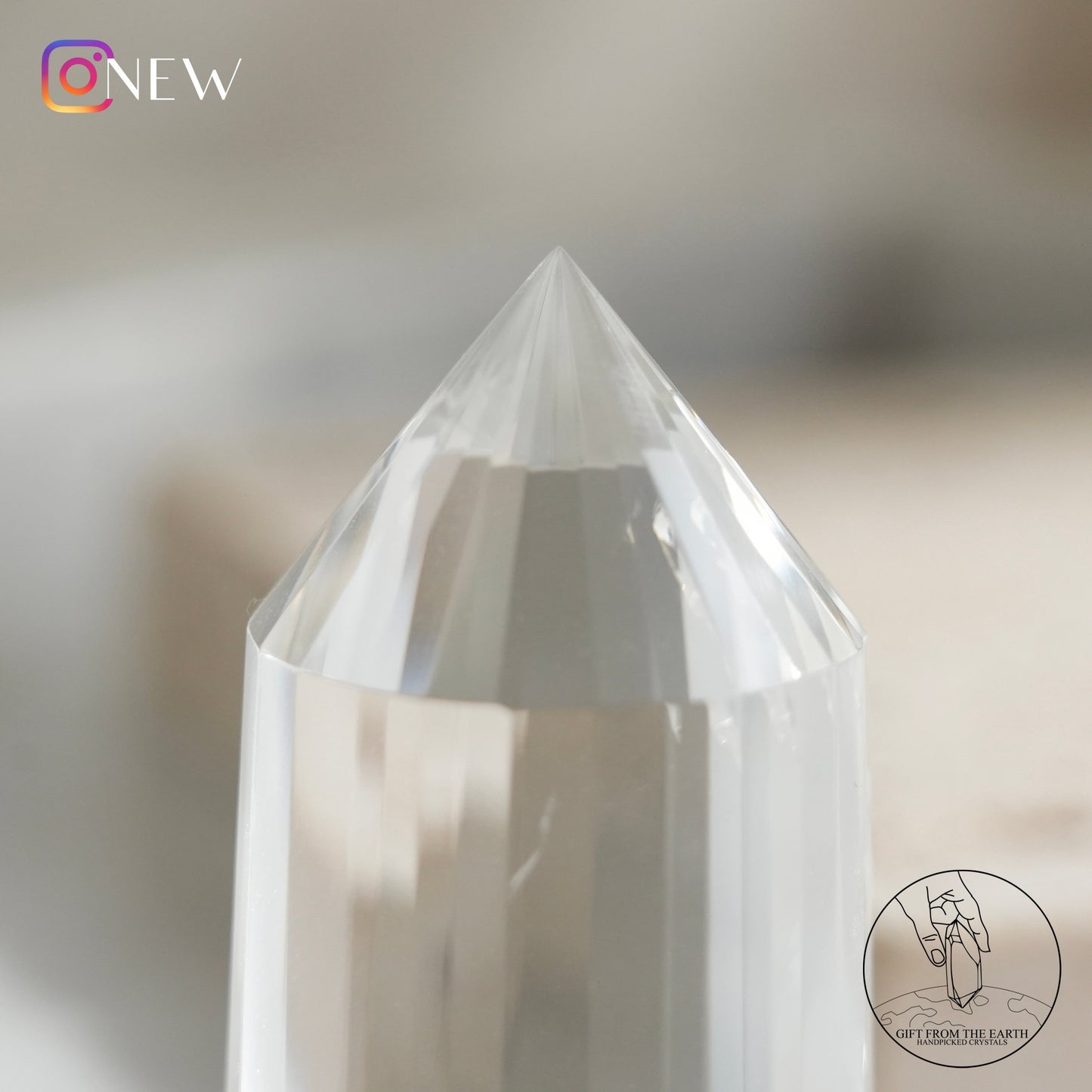 24-faceted clear quartz point