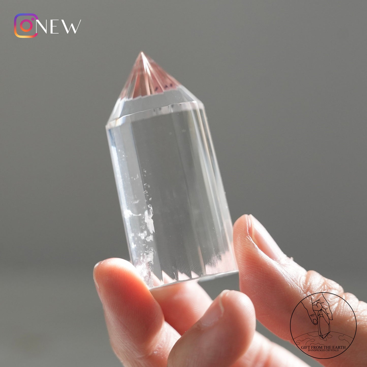 24-faceted clear quartz point