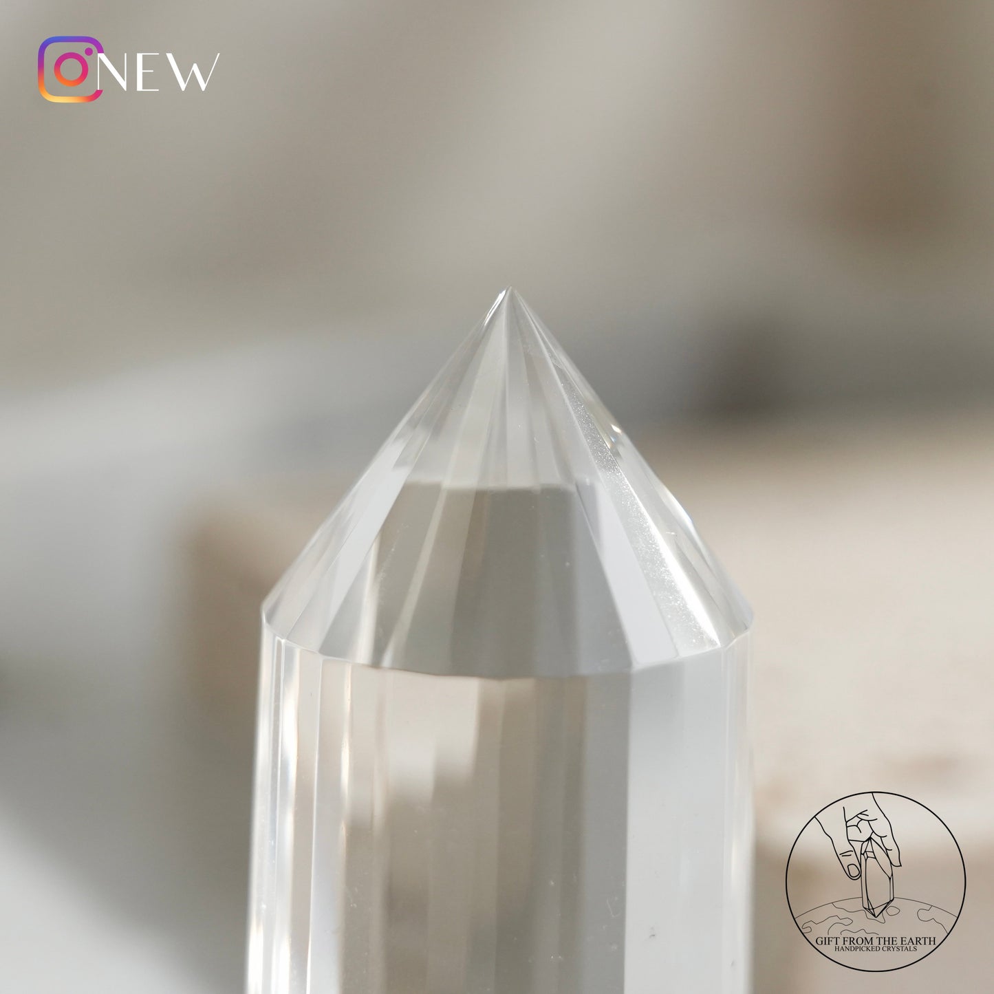 24-faceted clear quartz point