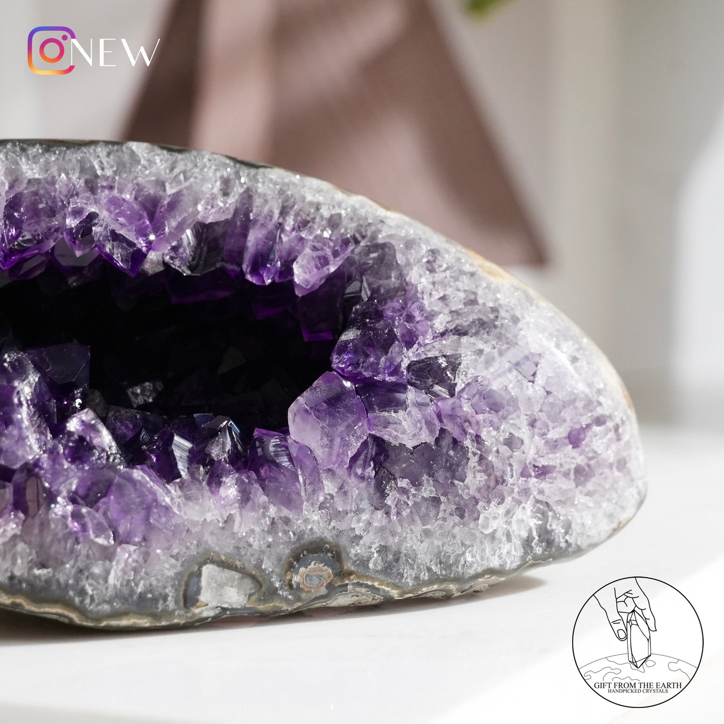 Amethyst geode