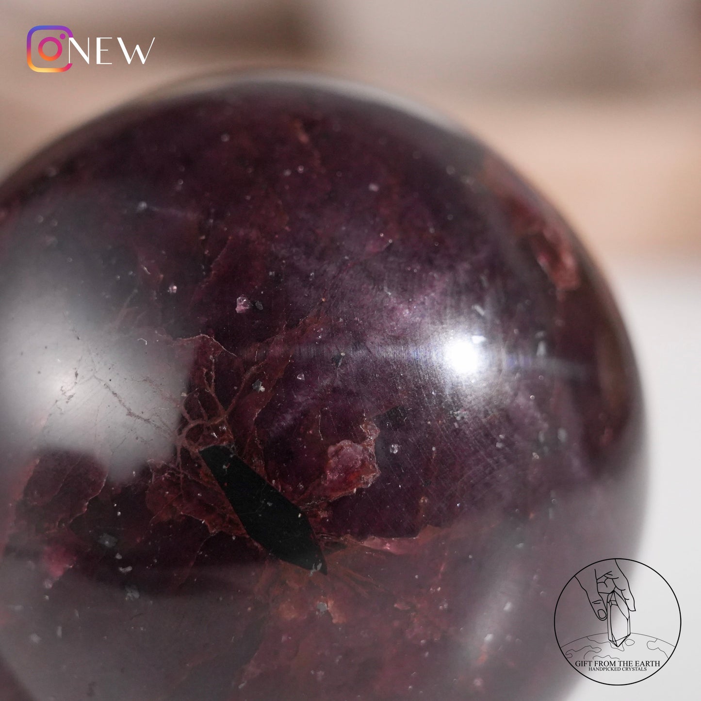 Starry garnet sphere