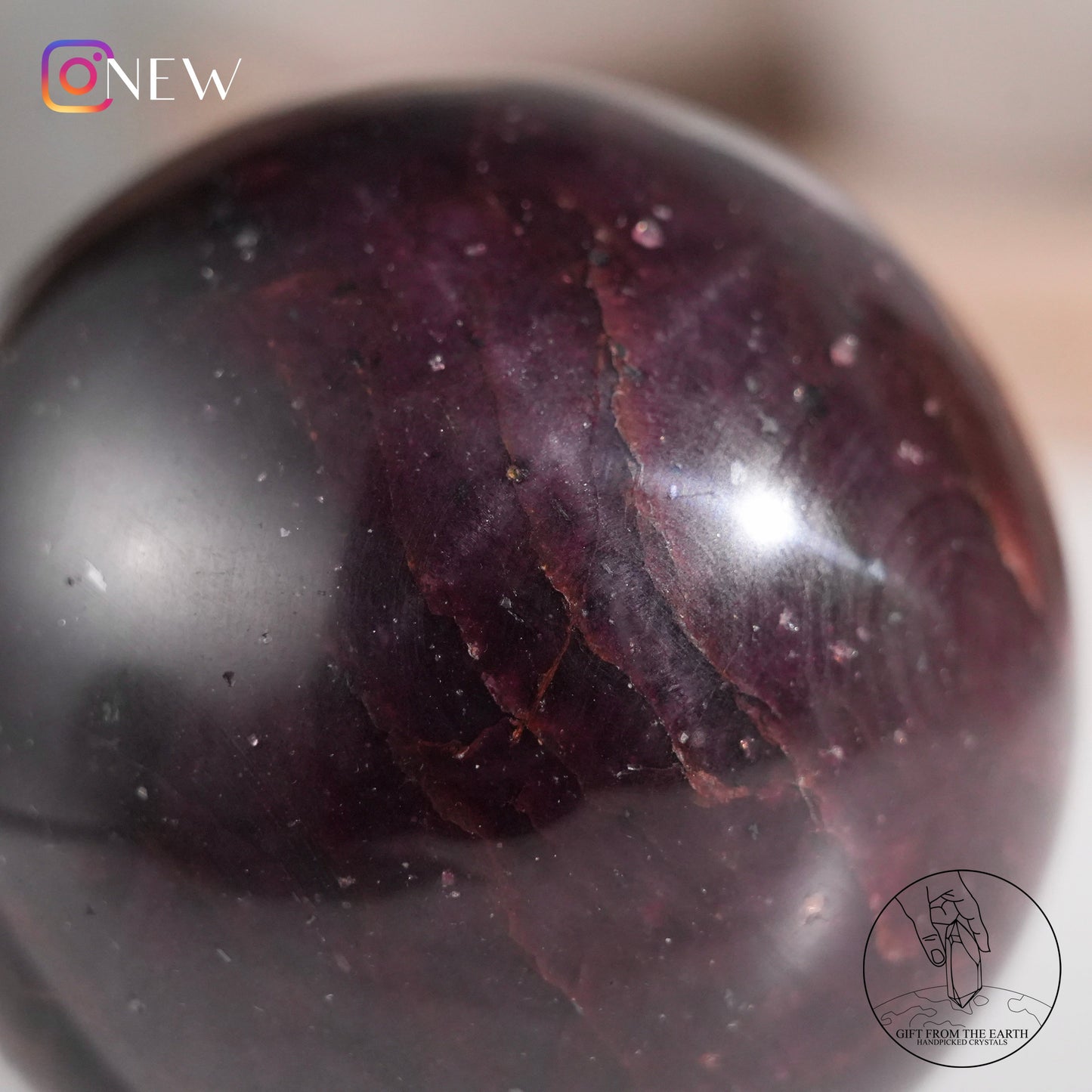 Starry garnet sphere