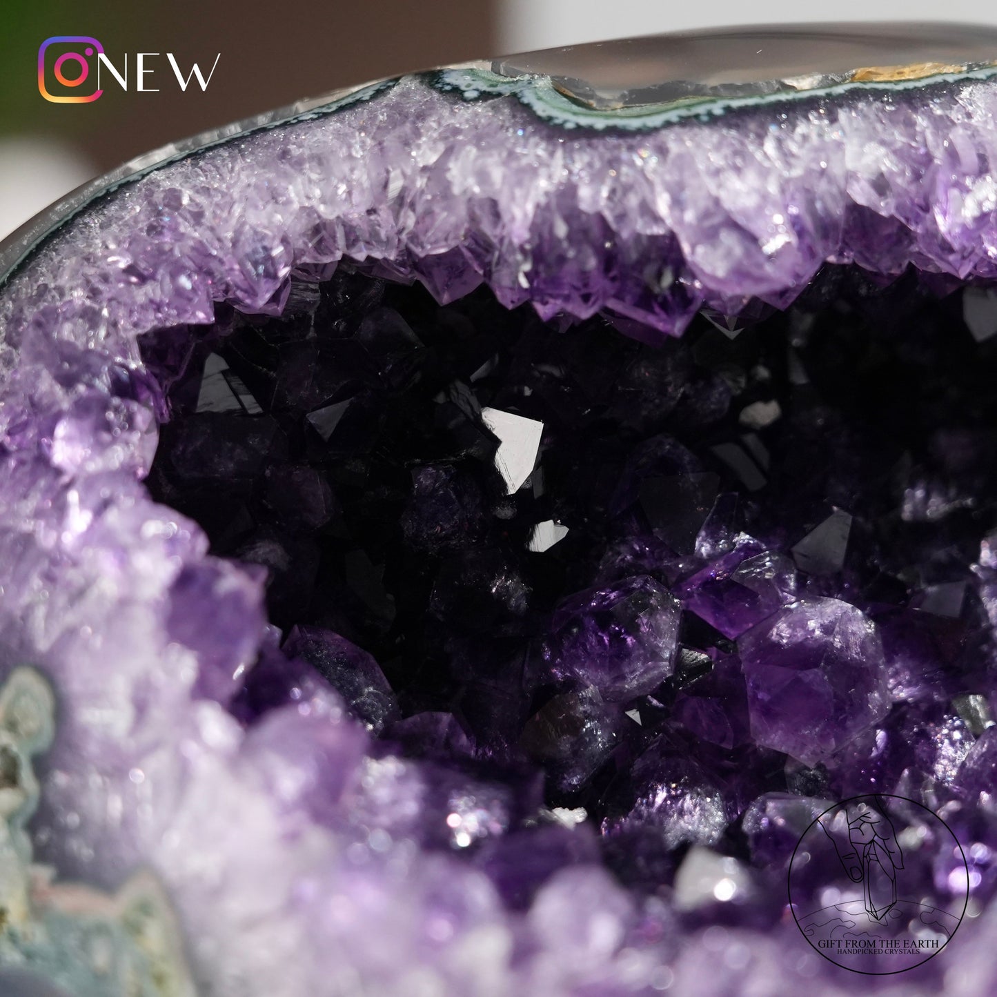 Amethyst geode