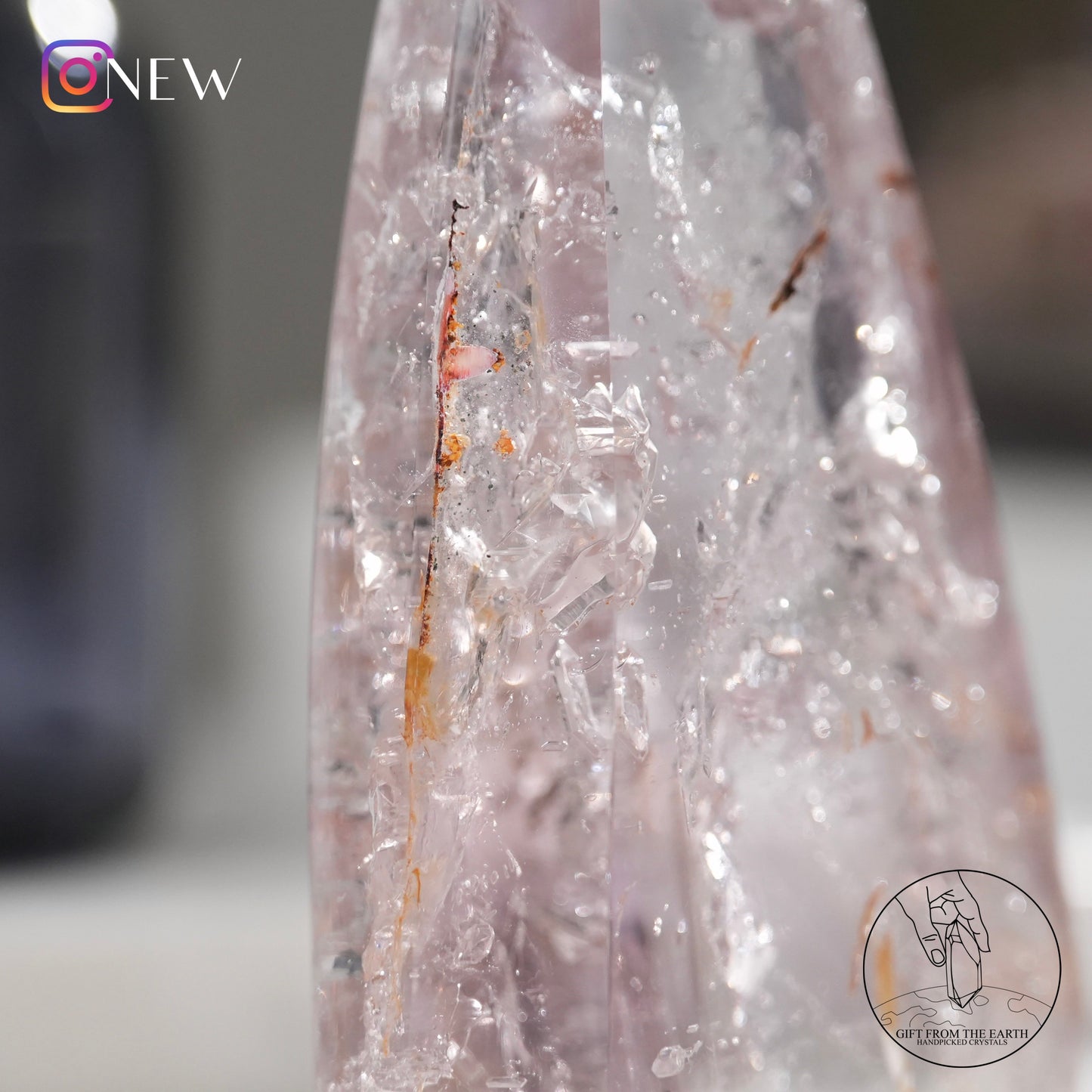 Enhydro purple Skeletal quartz point