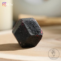 Garnet Raw Stone