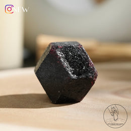 Garnet Raw Stone