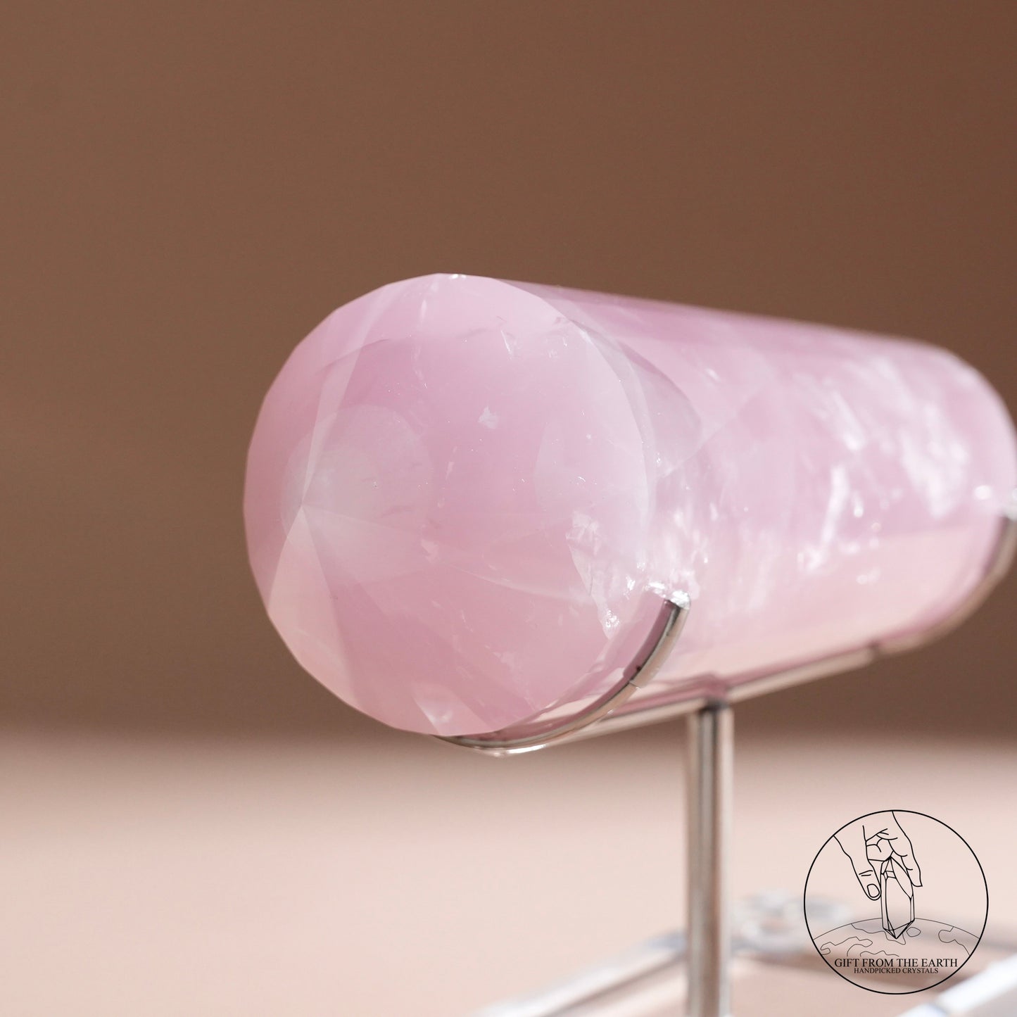 24-faceted Vogel cut rose quartz