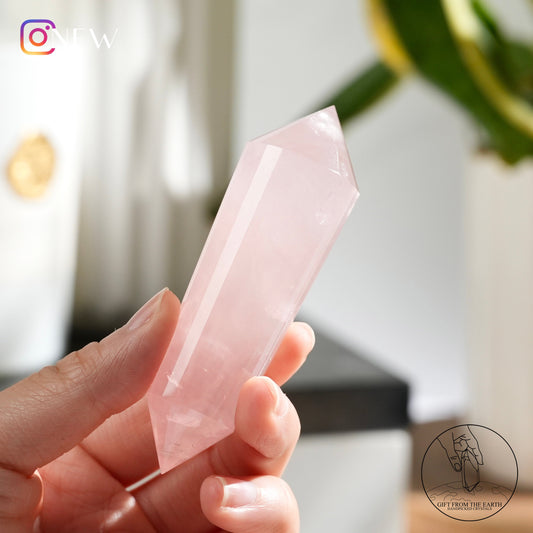 24-faceted Vogel cut rose quartz