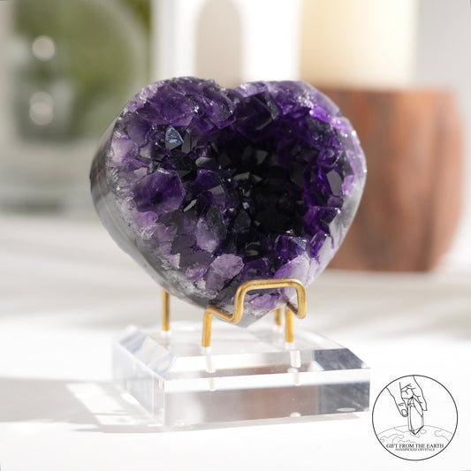 Heart-shaped amethyst cluster