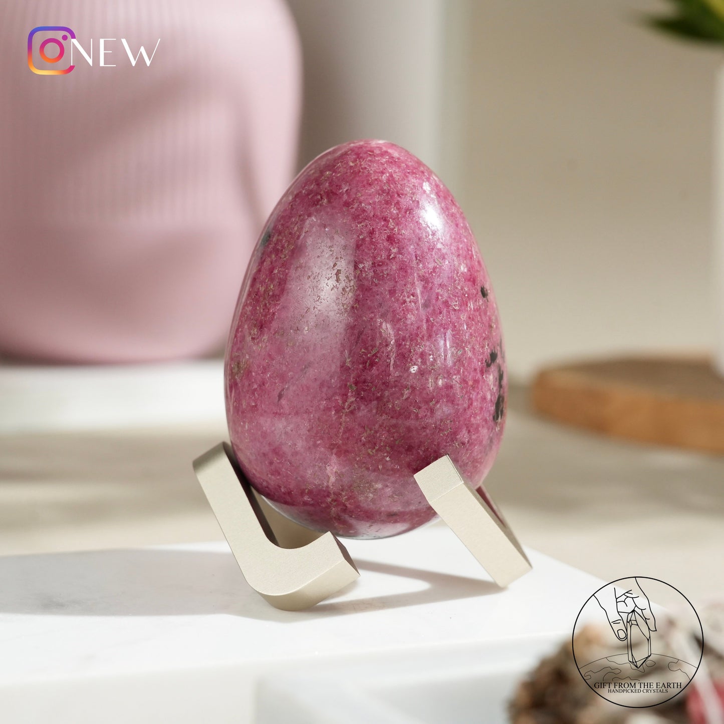 Rhodonite egg