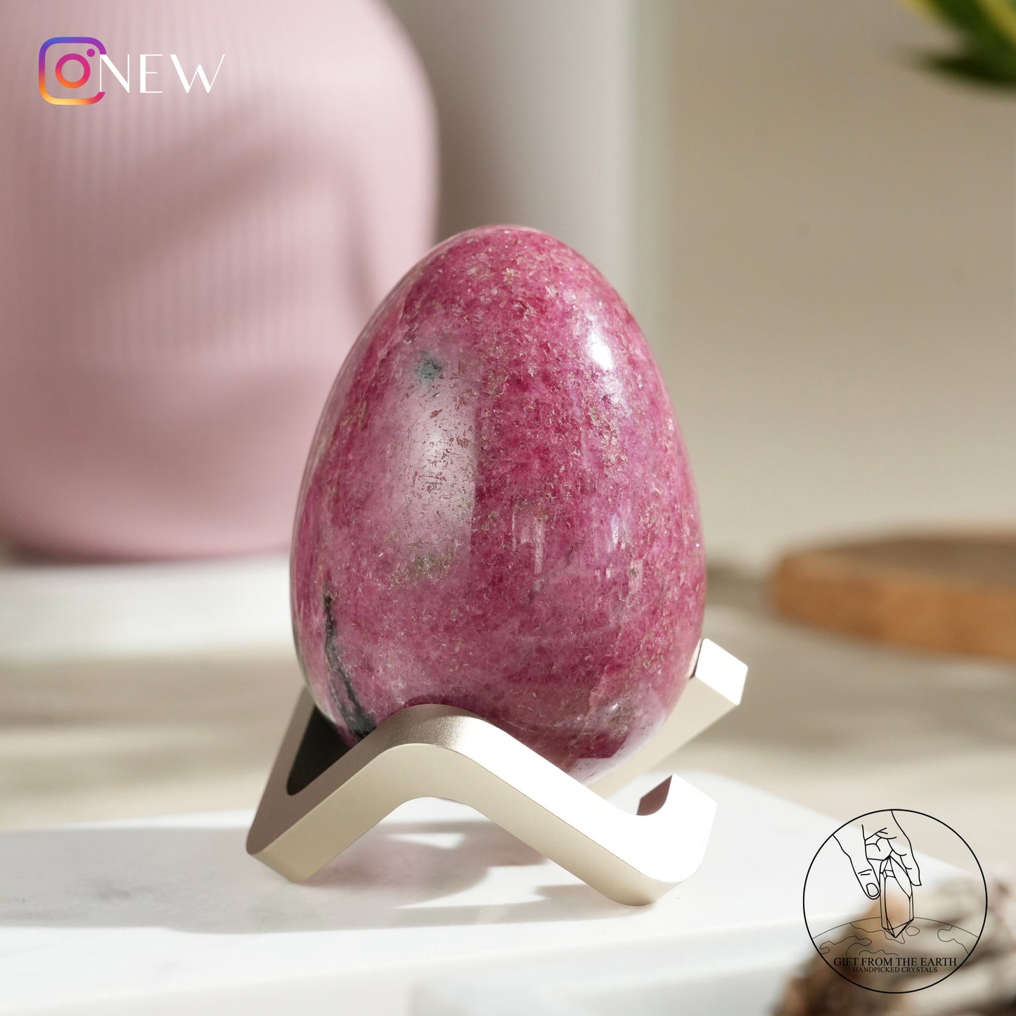 Rhodonite egg