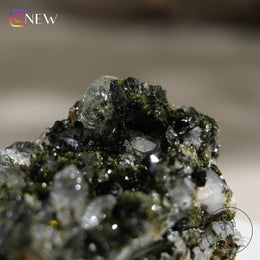 土耳其綠簾石白水晶共生