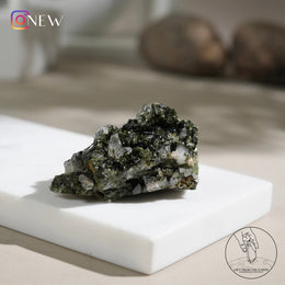 土耳其綠簾石白水晶共生