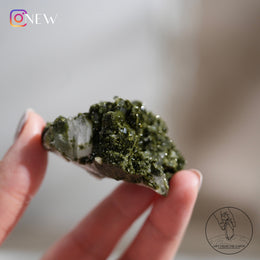 土耳其綠簾石白水晶共生