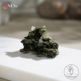 土耳其綠簾石白水晶共生