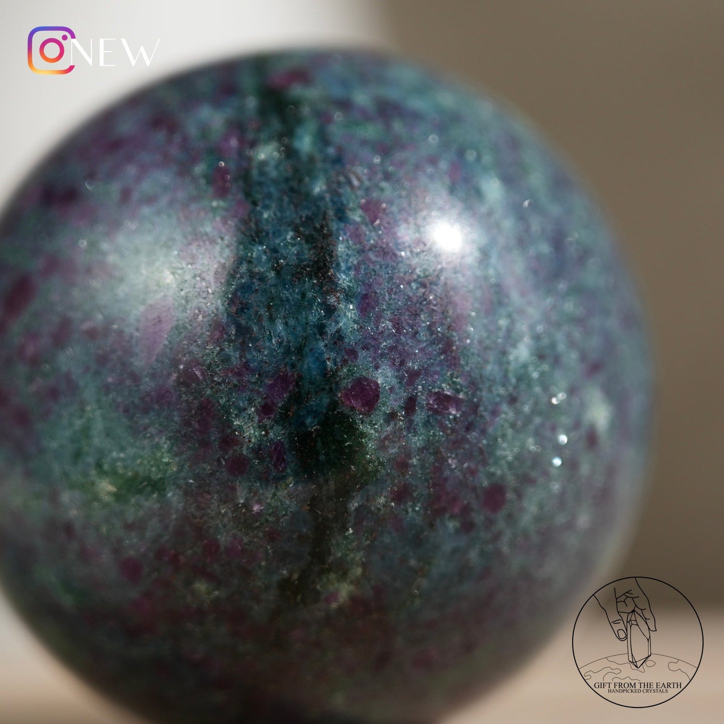 Red-green-blue tourmaline association sphere