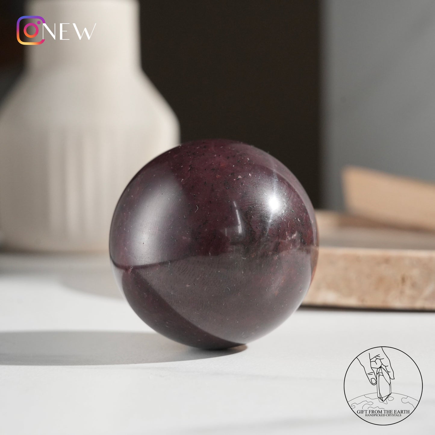 Starry garnet sphere