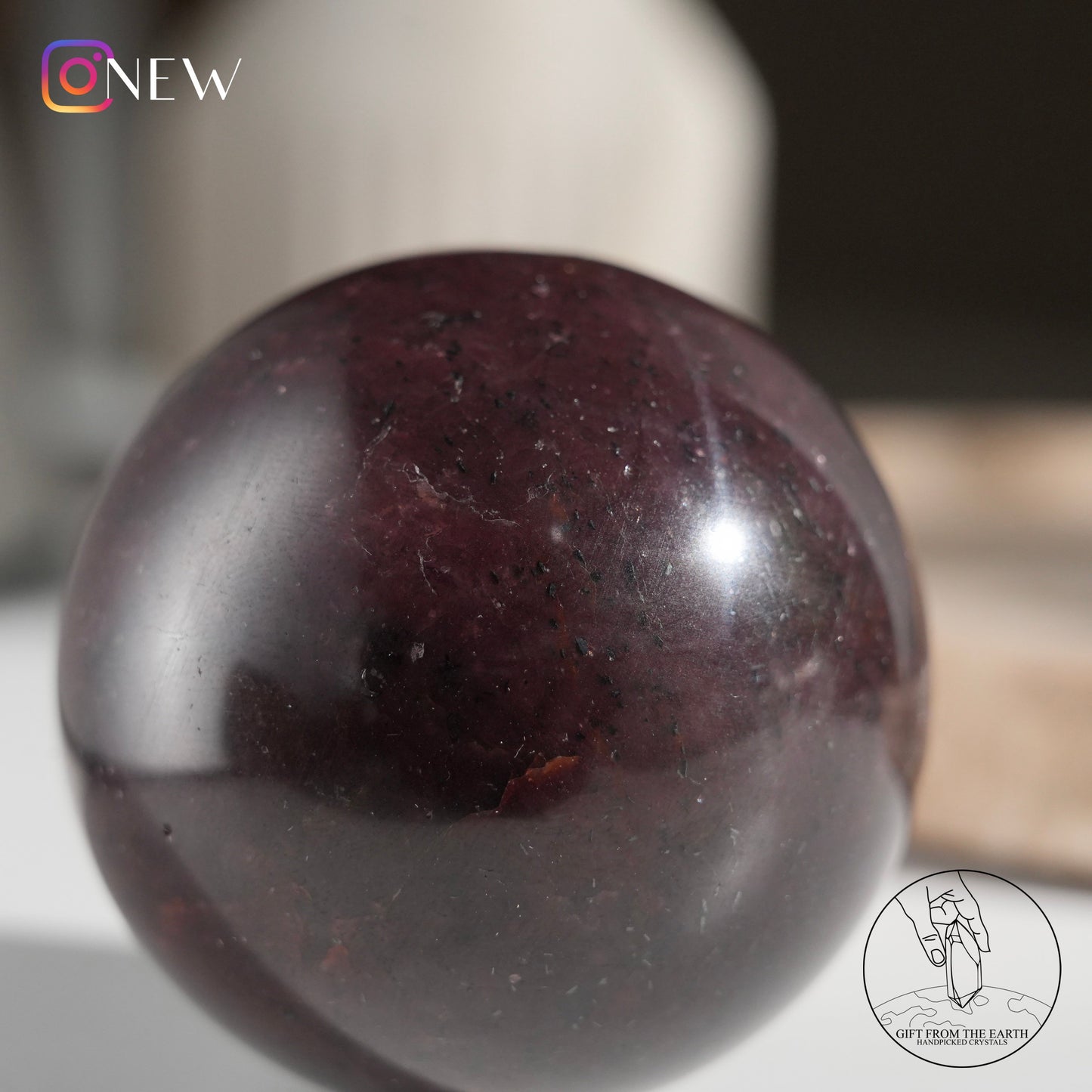 Starry garnet sphere