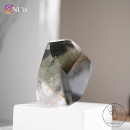 彩虹綠幽靈水晶隨形黃金療癒者共生