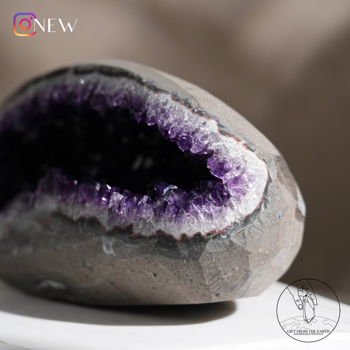 Amethyst geode