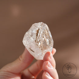 尼泊爾黃泥白骸骨水晶