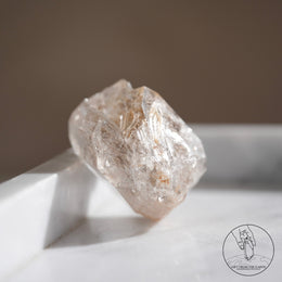 尼泊爾黃泥白骸骨水晶