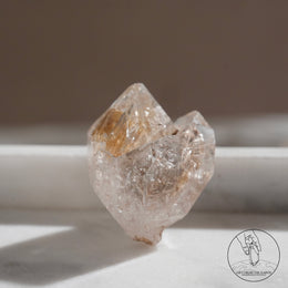 尼泊爾黃泥白骸骨水晶