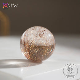 金髮晶球