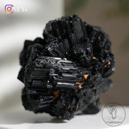 納米比亞亮面黑碧璽晶簇