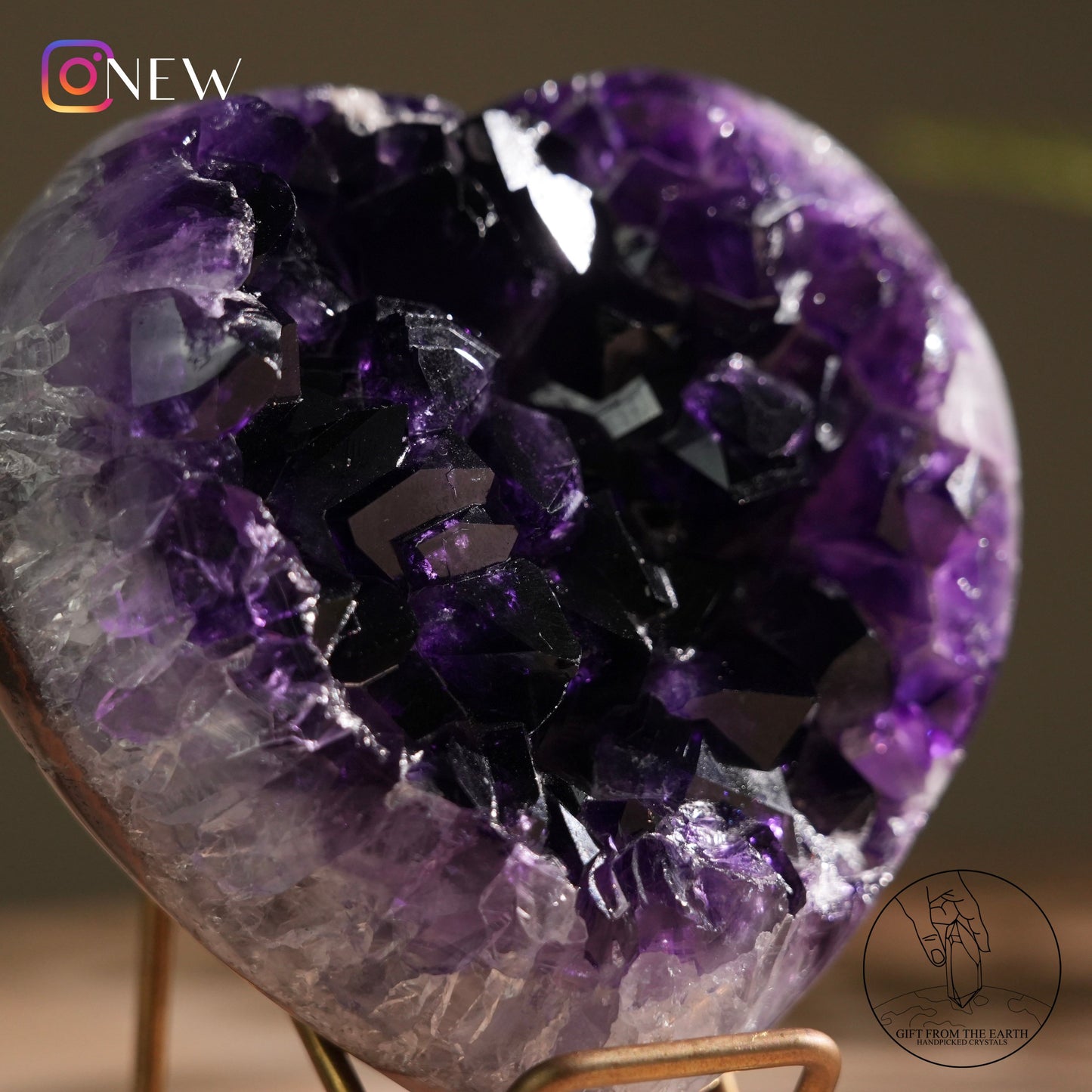 Heart-shaped amethyst cluster